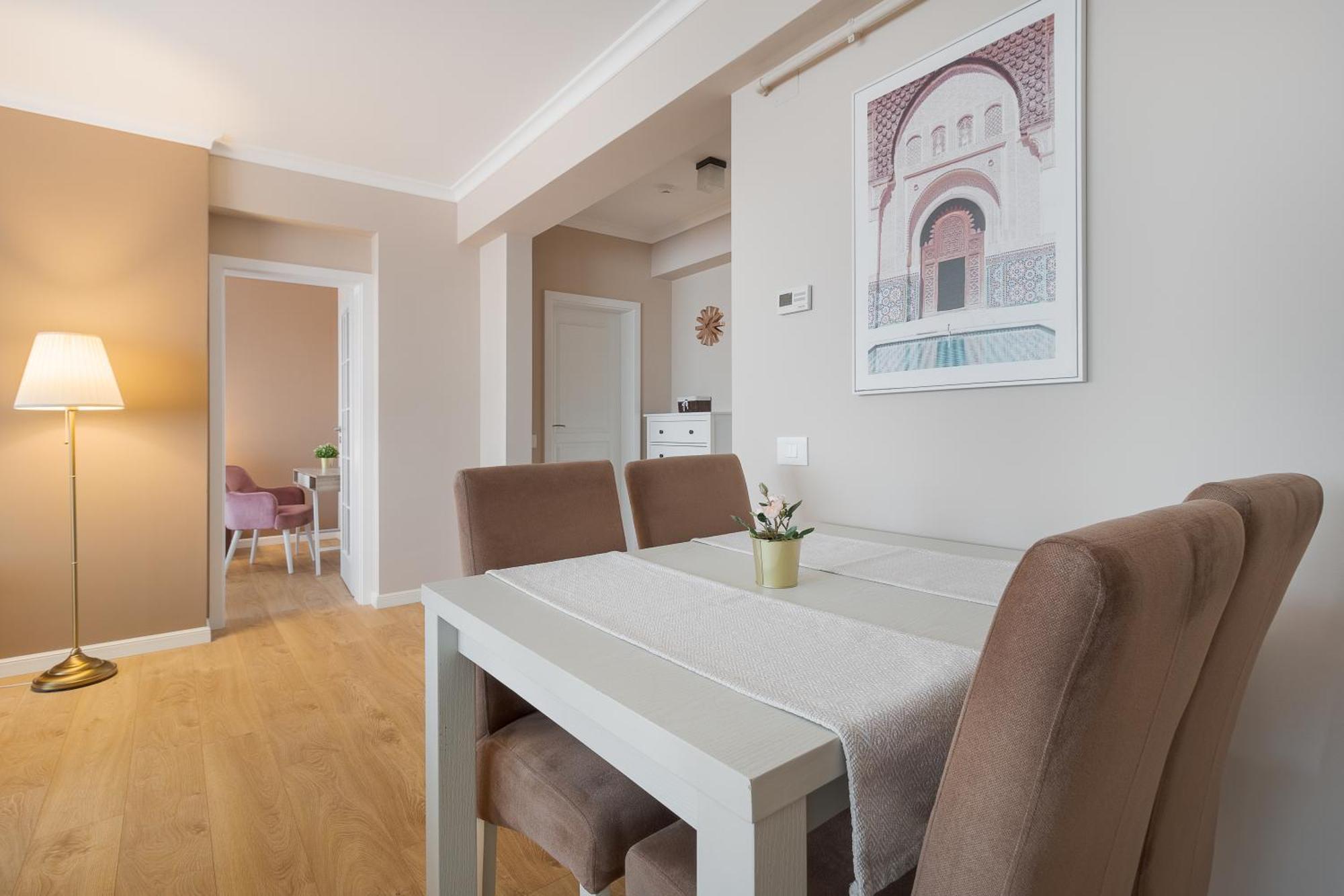 Appartement Warm Flat à Oradea Extérieur photo